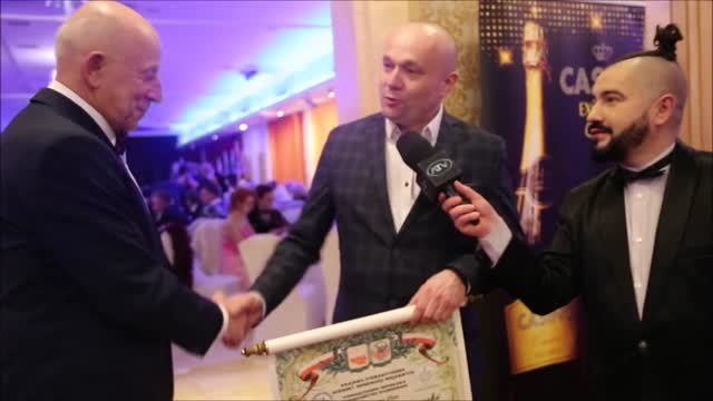 Paweł Pawlak i Tadeusz Koczkowski o wyróżnieniu na balu karnawałowego KIE