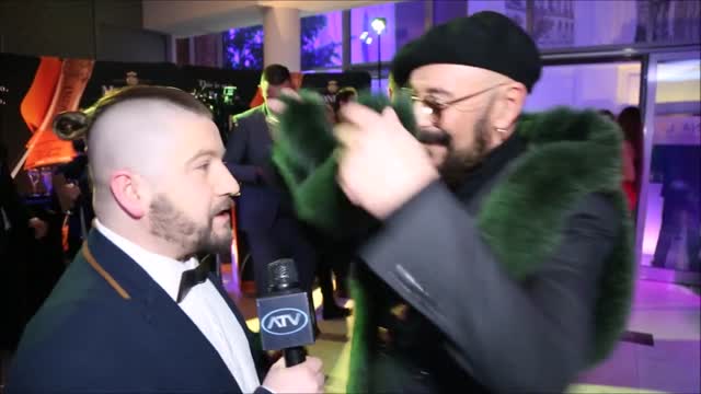 Tomasz Jacyków i ... Czy ich łączy coś więcej od przyjaźni ?!