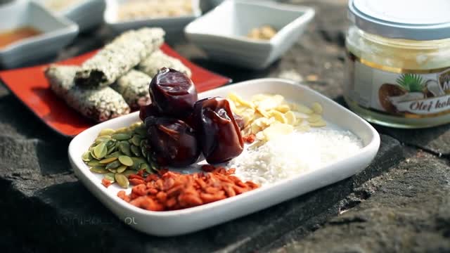 Jak zrobić wegański rawfoodowy baton energetyczny?