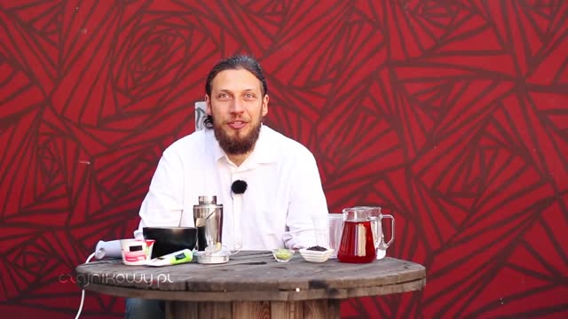 Jak zrobić najlepszą mrożoną herbatę cheese tea?