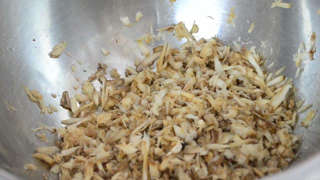 Pieczarki nadziewane mięsem mielonym